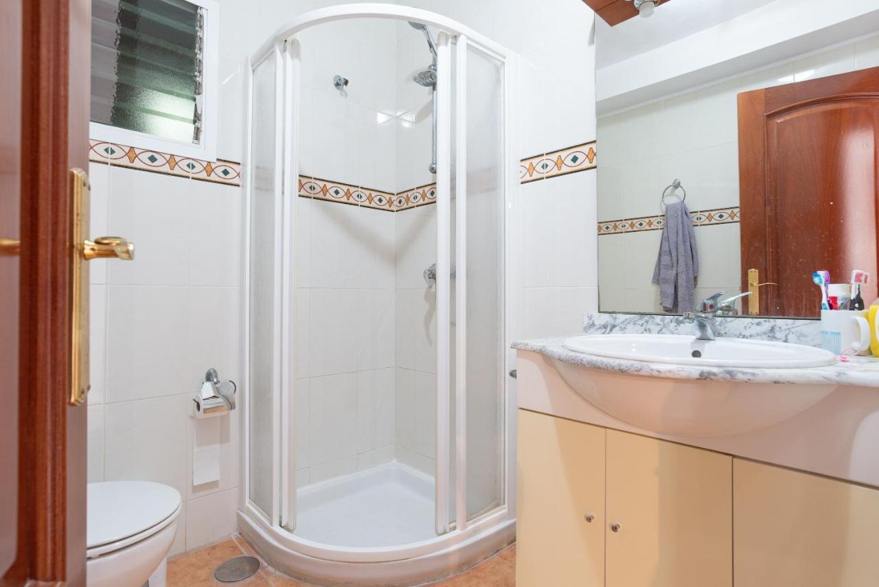Sunny Harbor House Apartment มาลากา ภายนอก รูปภาพ