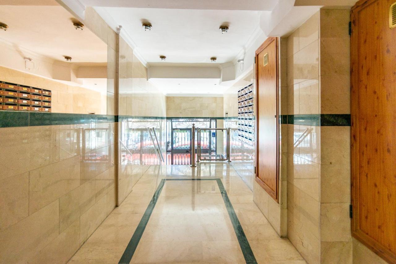 Sunny Harbor House Apartment มาลากา ภายนอก รูปภาพ