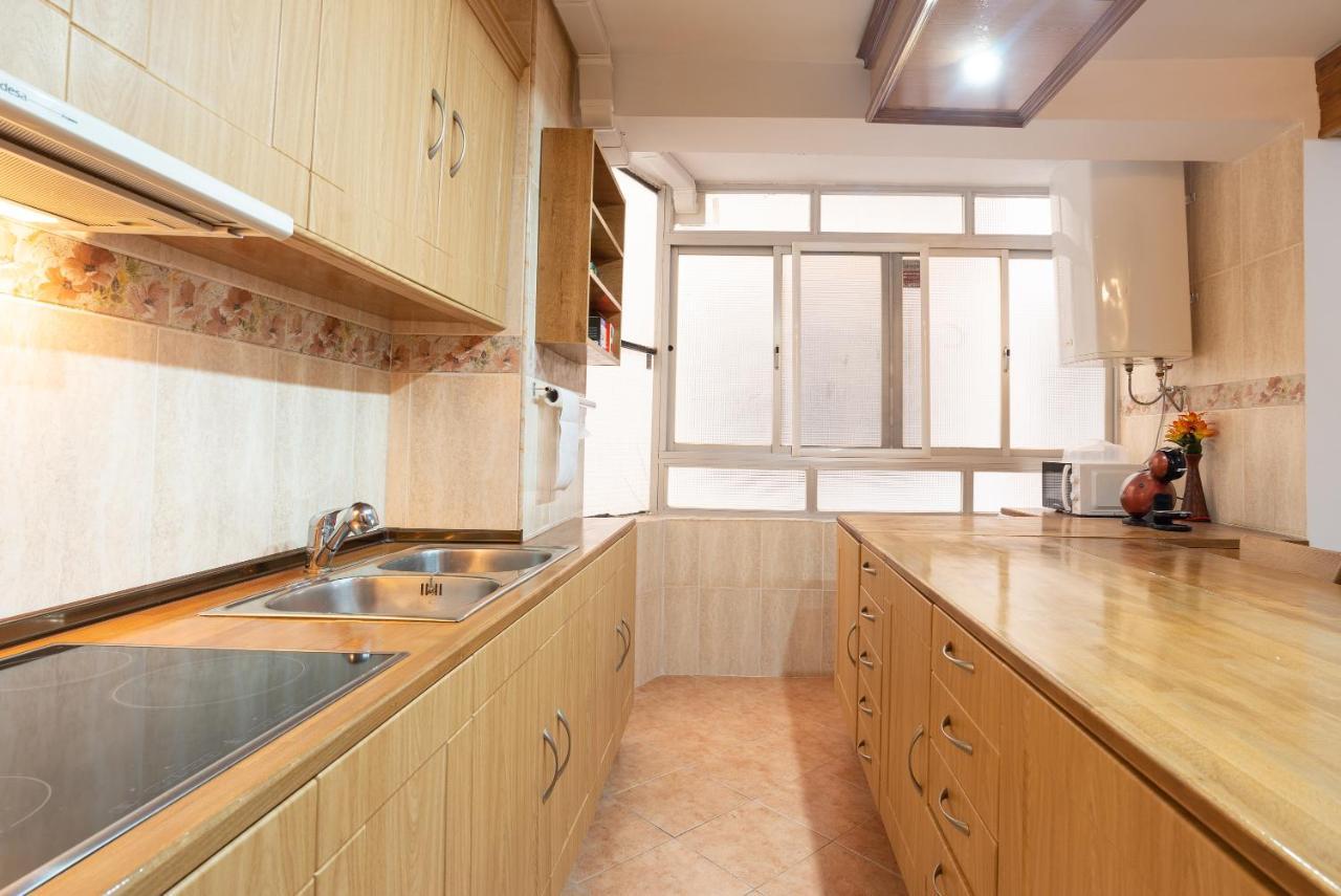 Sunny Harbor House Apartment มาลากา ภายนอก รูปภาพ